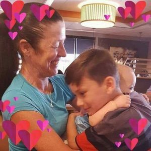 Meet your Posher, Dana